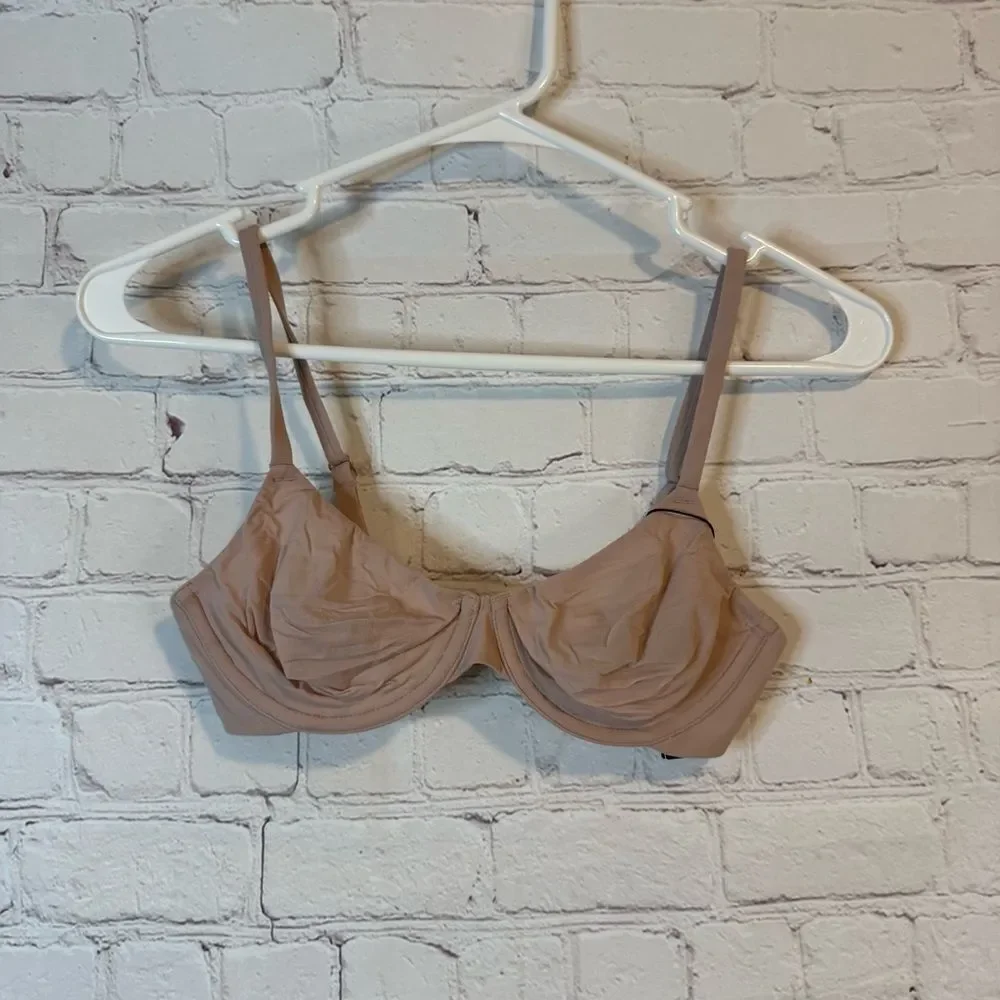 SKIMS Fits Everybody Unlined Demi Bra Dusk size 32C - Picture 1 of 4